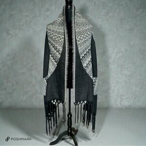 💖 Reversible Wool & Leather Fringe Shawl 💖